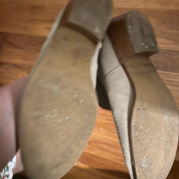 Grey suede Jack Rogers booties - Picture 3 of 4